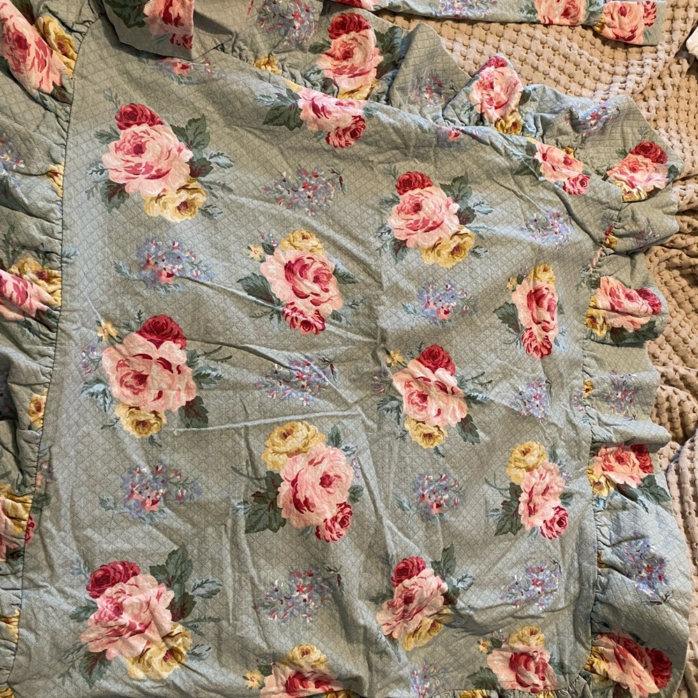 Vintage Floral Quilted Shams